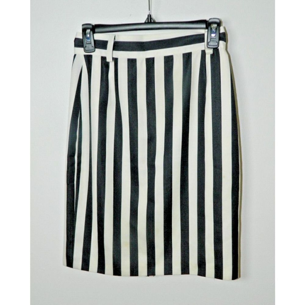Mondi Skirt Size 36 Black White Stripped Wool Blend Vintage Slit Back‎ Mini